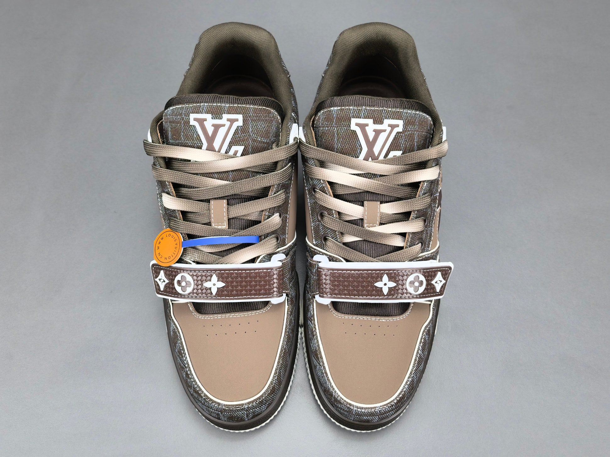 Lv Trainer