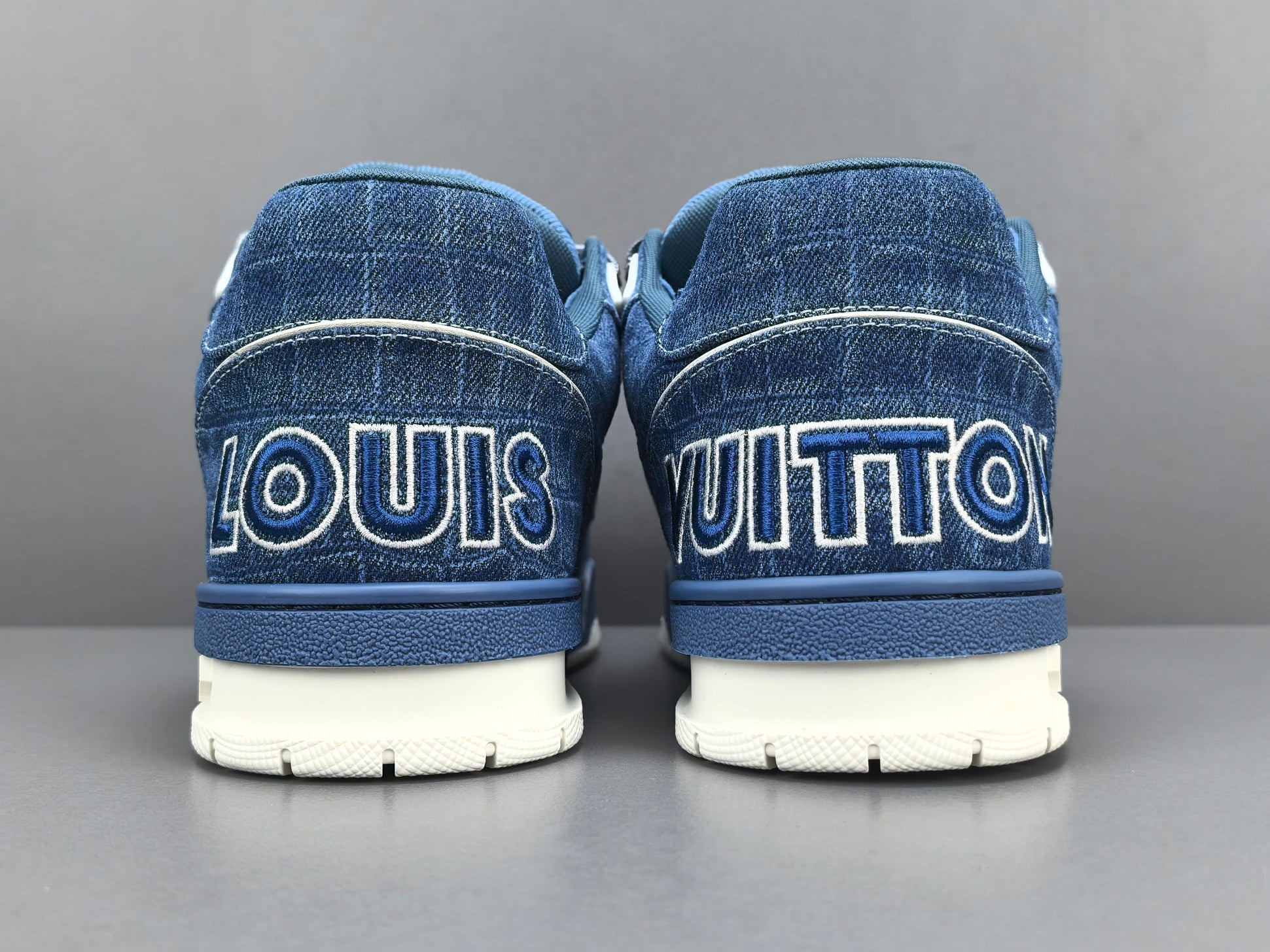 Lv Trainer