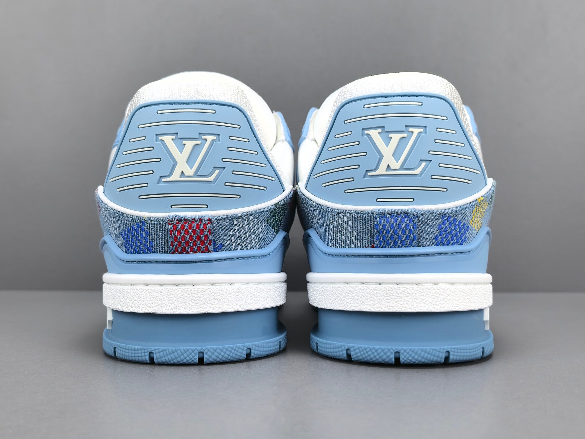 Lv Trainer