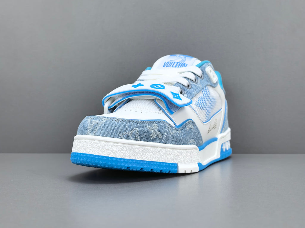 Lv Trainer