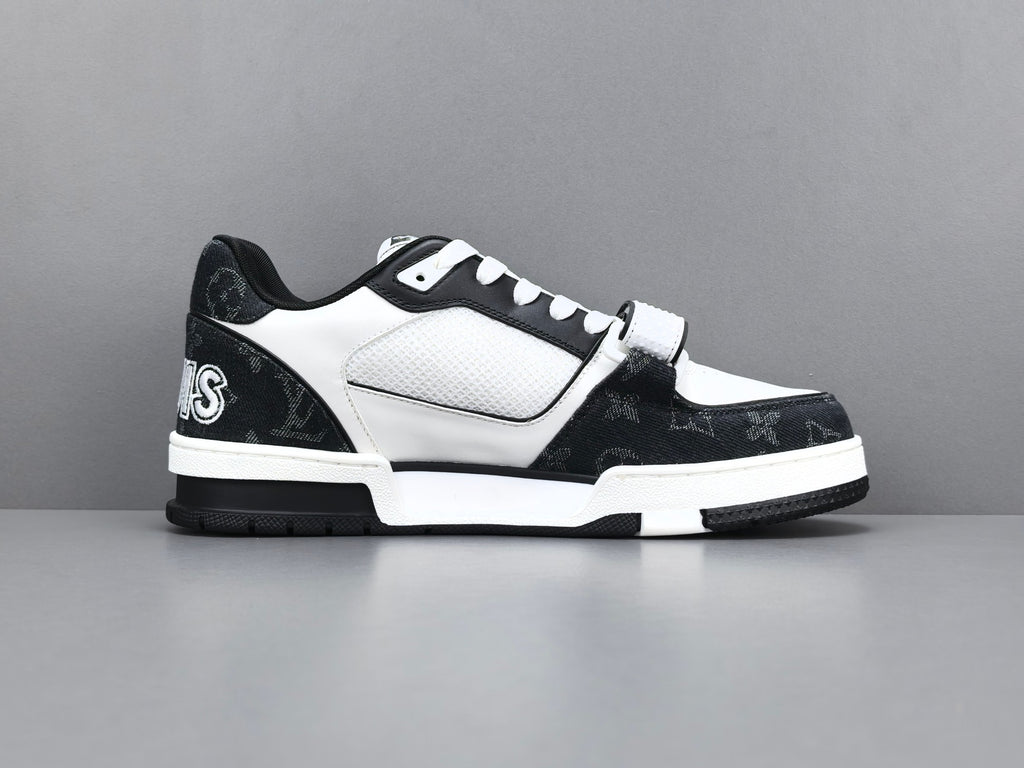 Lv Trainer