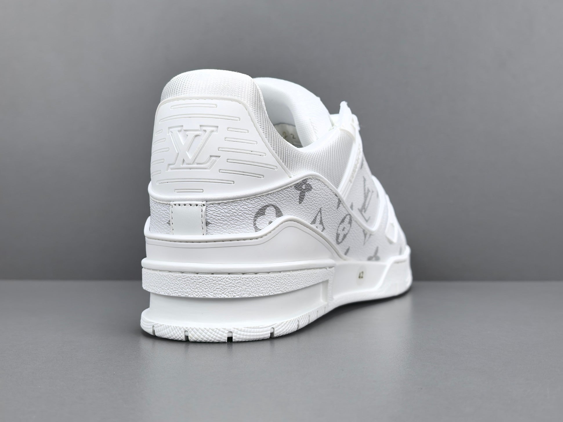 Lv Trainer