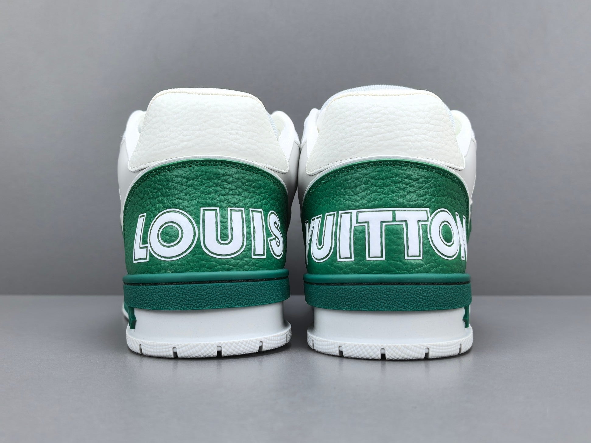 Lv Trainer