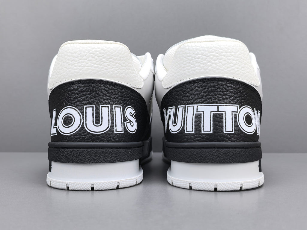 Lv Trainer