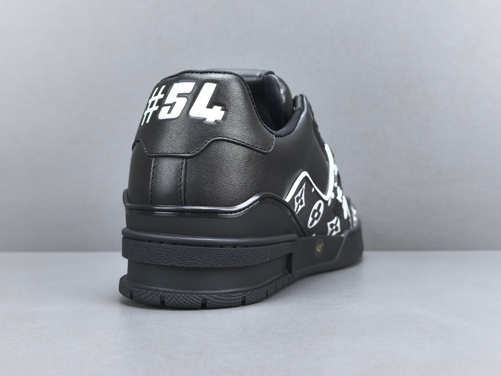Lv Trainer