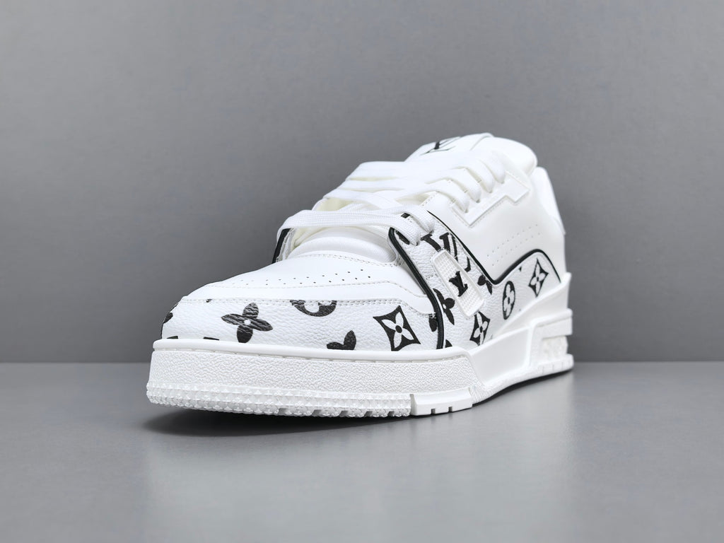 Lv Trainer