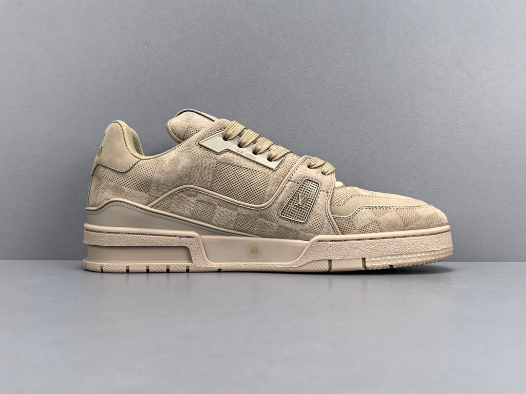 Lv Trainer
