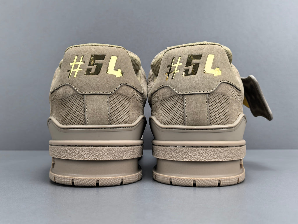 Lv Trainer