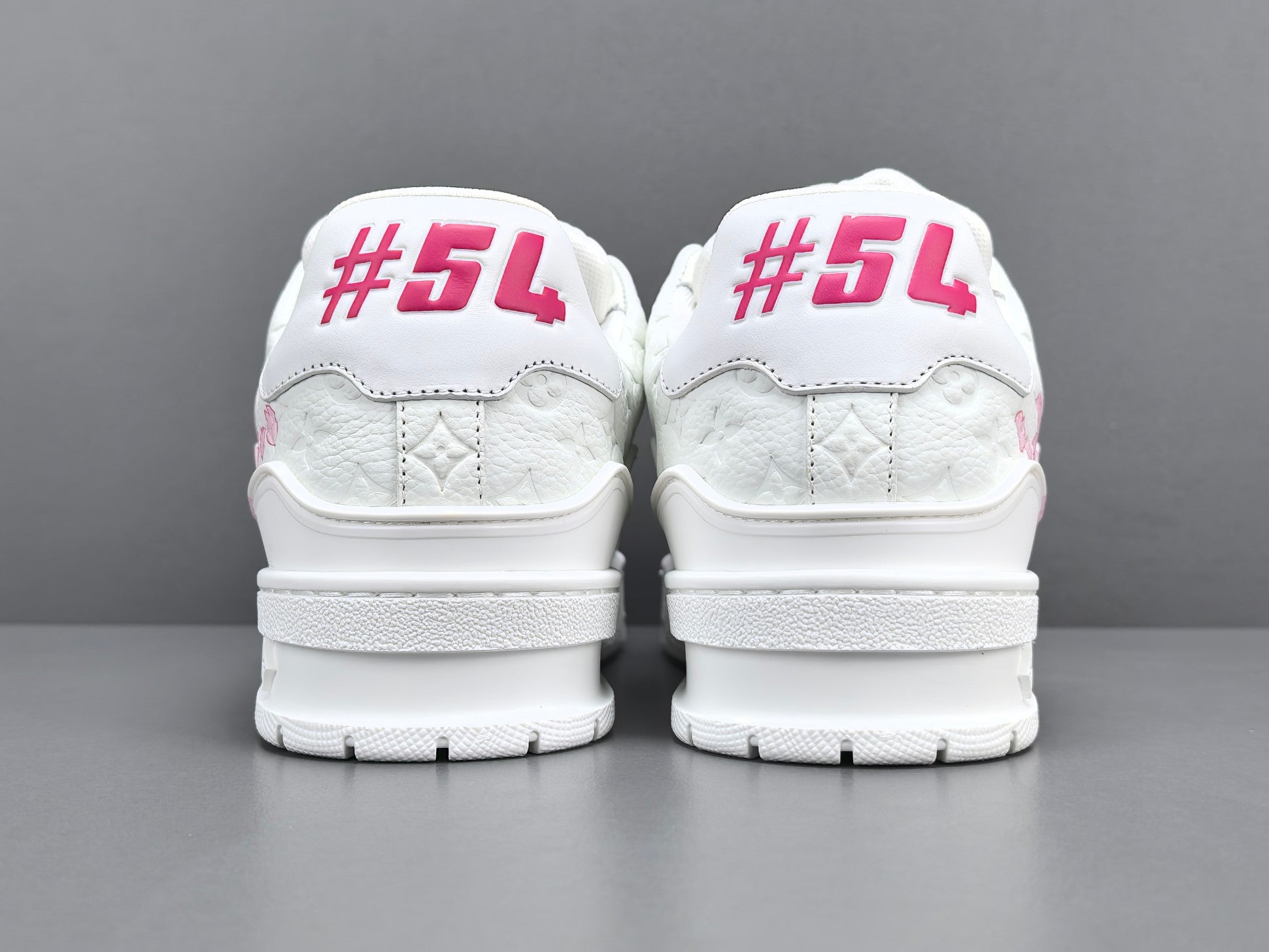 Lv Trainer