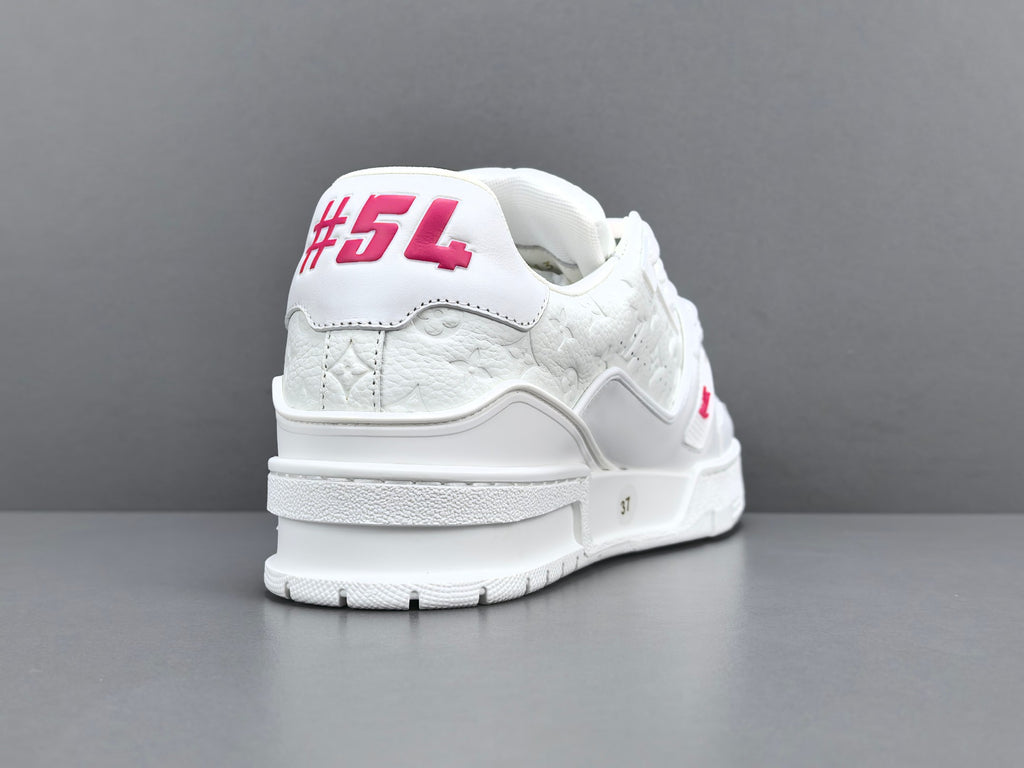 Lv Trainer