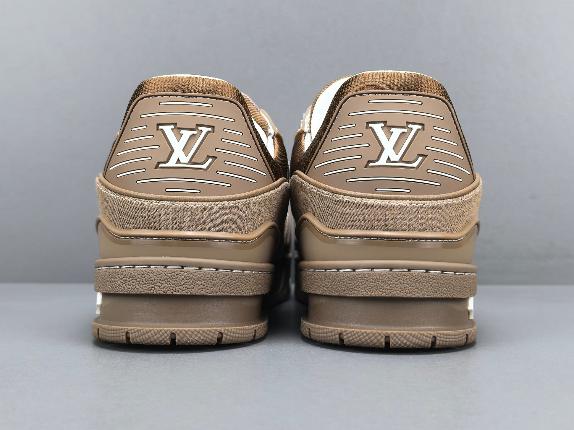 Lv Trainer