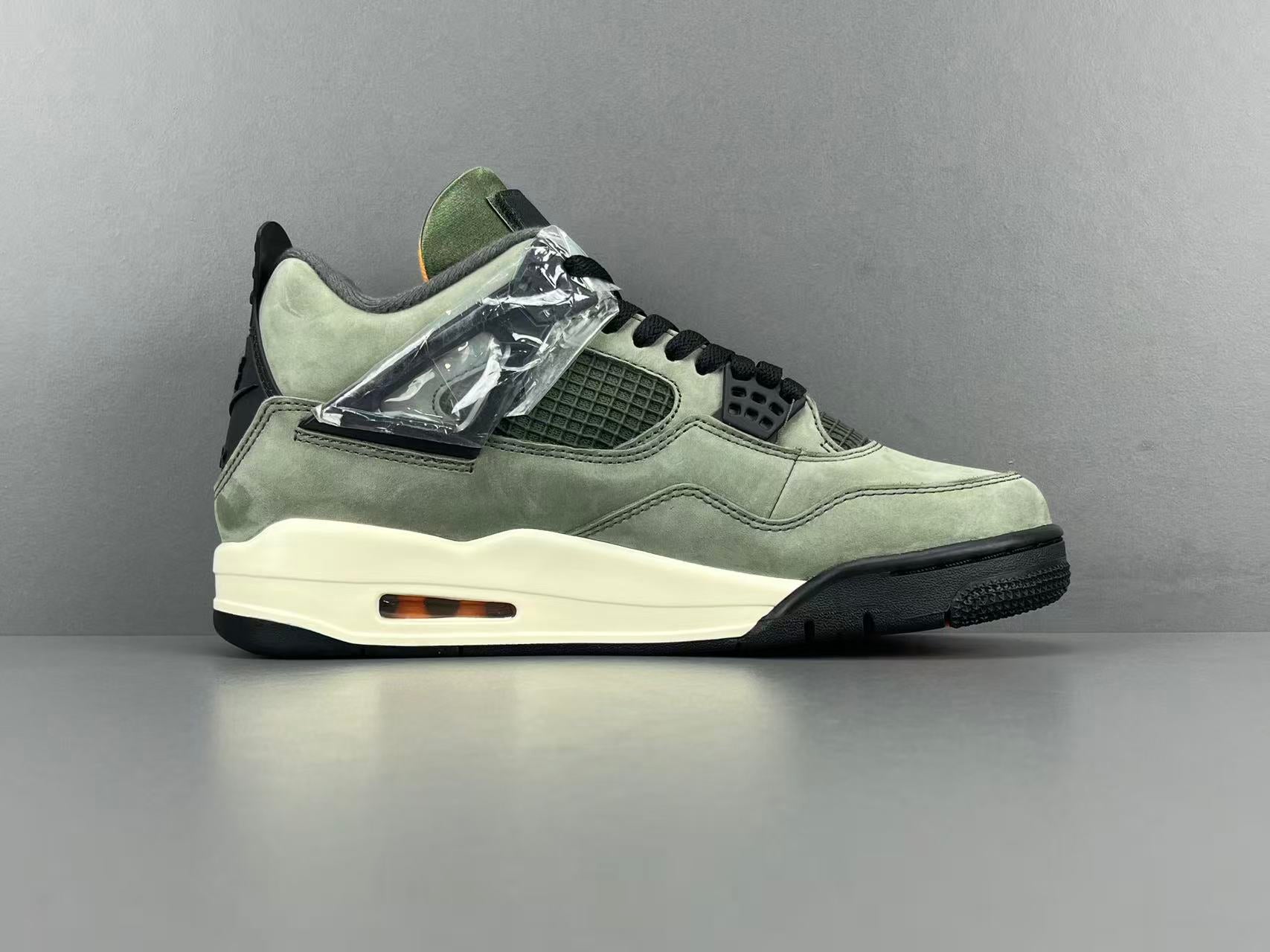 UNDEFEATED x Jordan Air Jordan 4