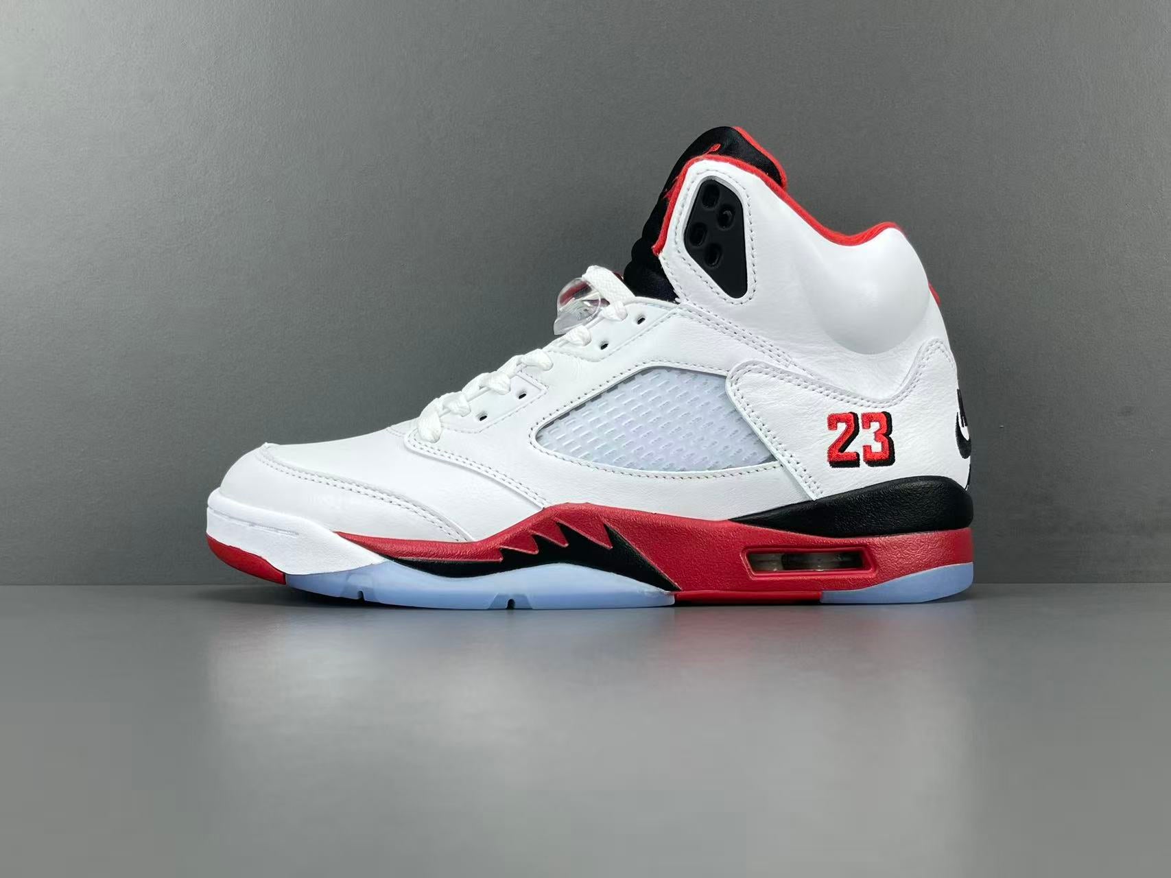 Jordan Air Jordan 5 Retro “Fire Red Black Tongue”