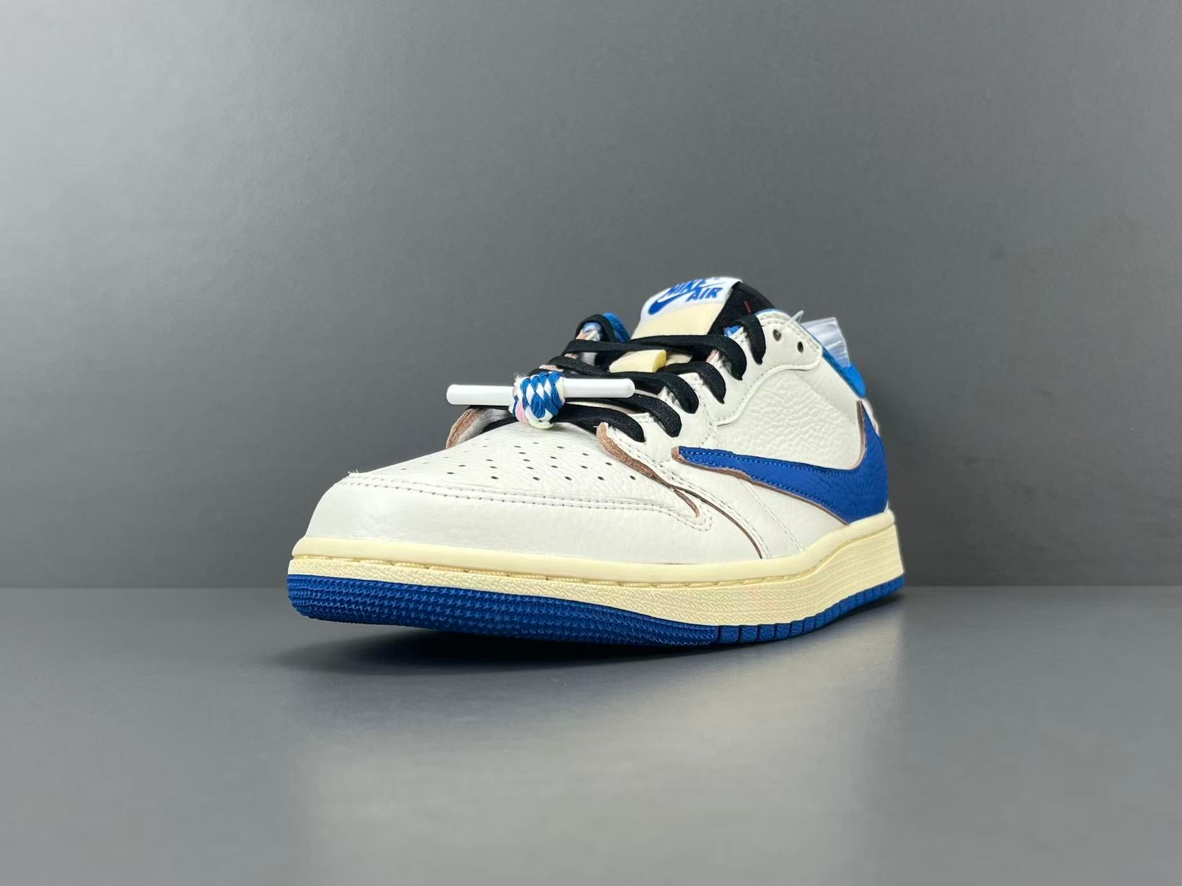 Travis Scott x Jordan Air Jordan 1 Low OG
