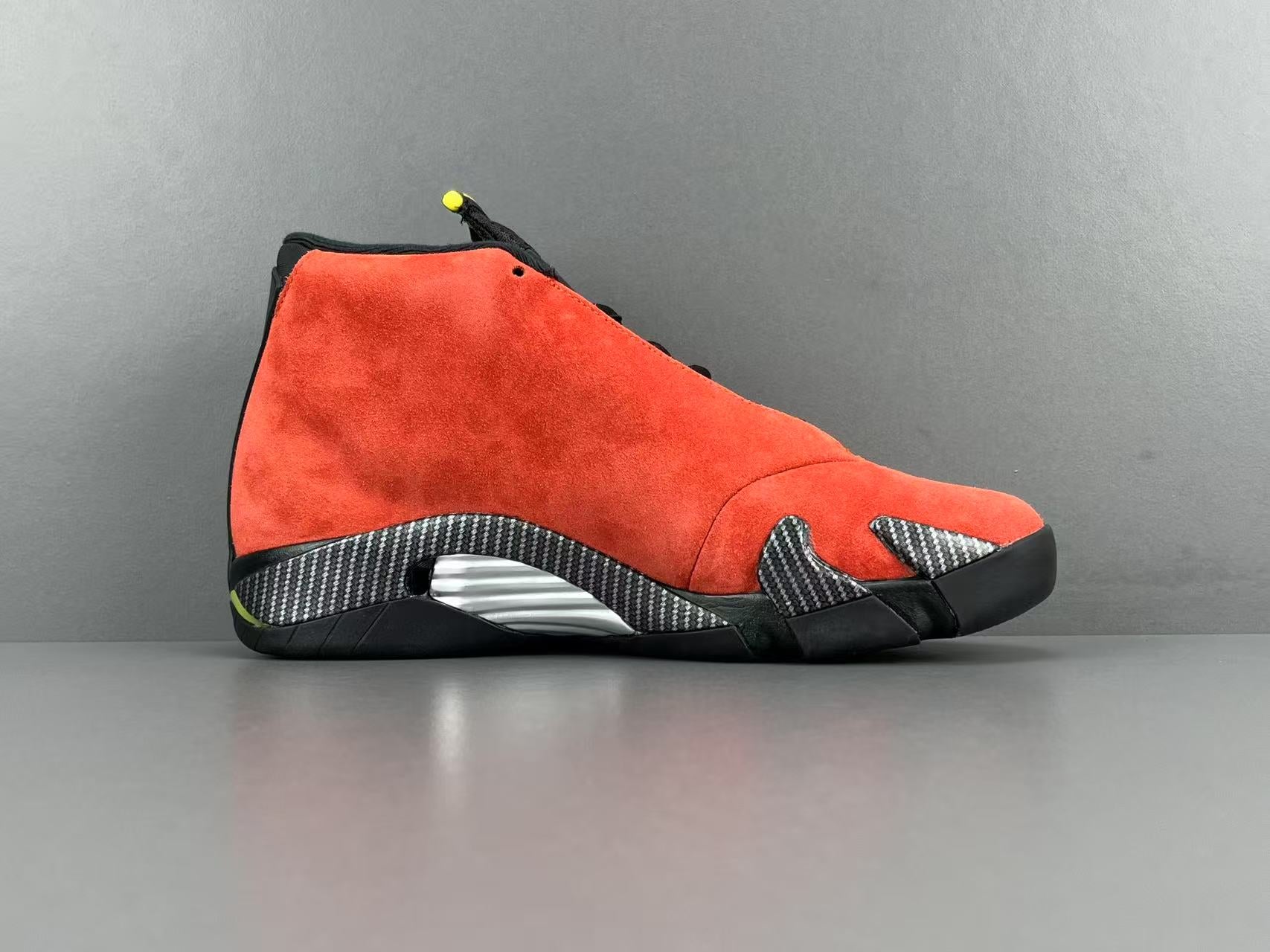 Jordan Air Jordan 14 Retro Ferrari