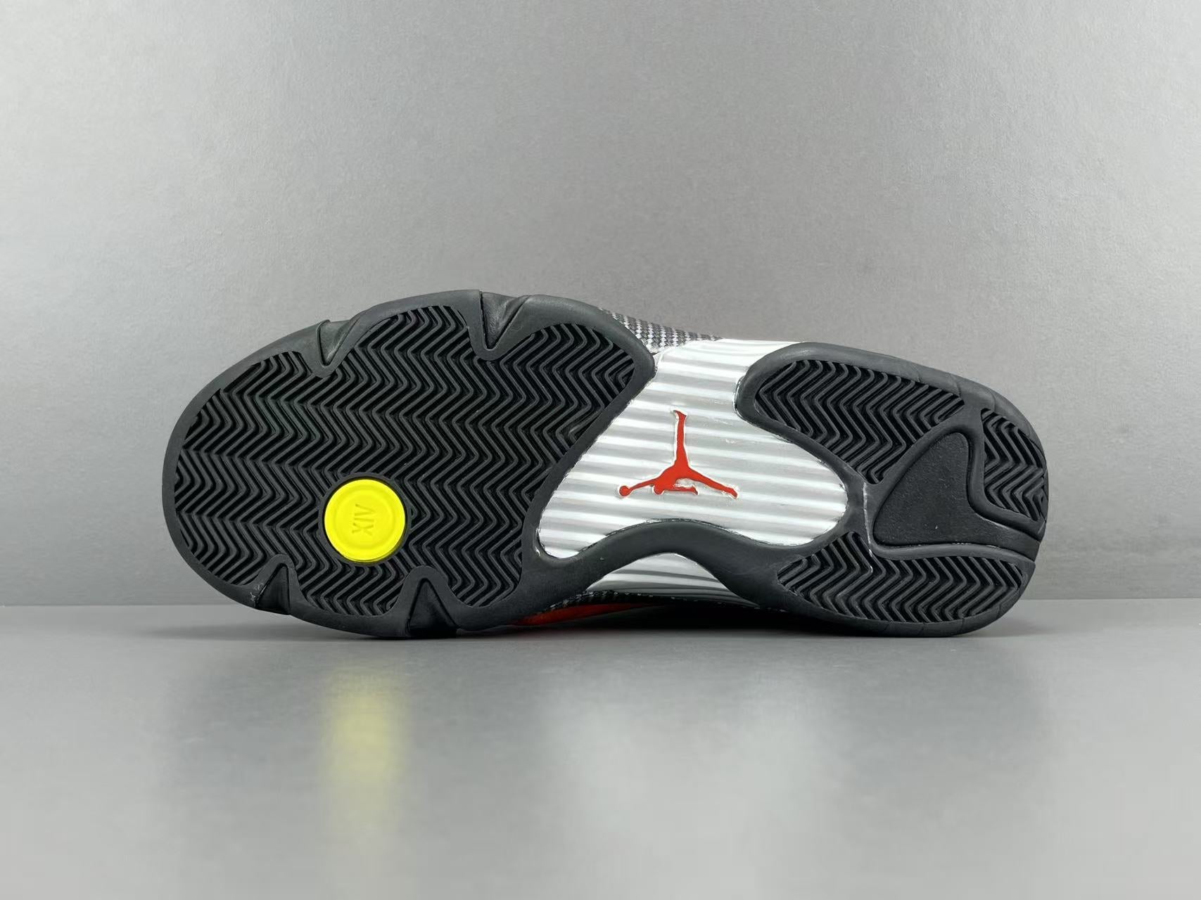 Jordan Air Jordan 14 Retro Ferrari