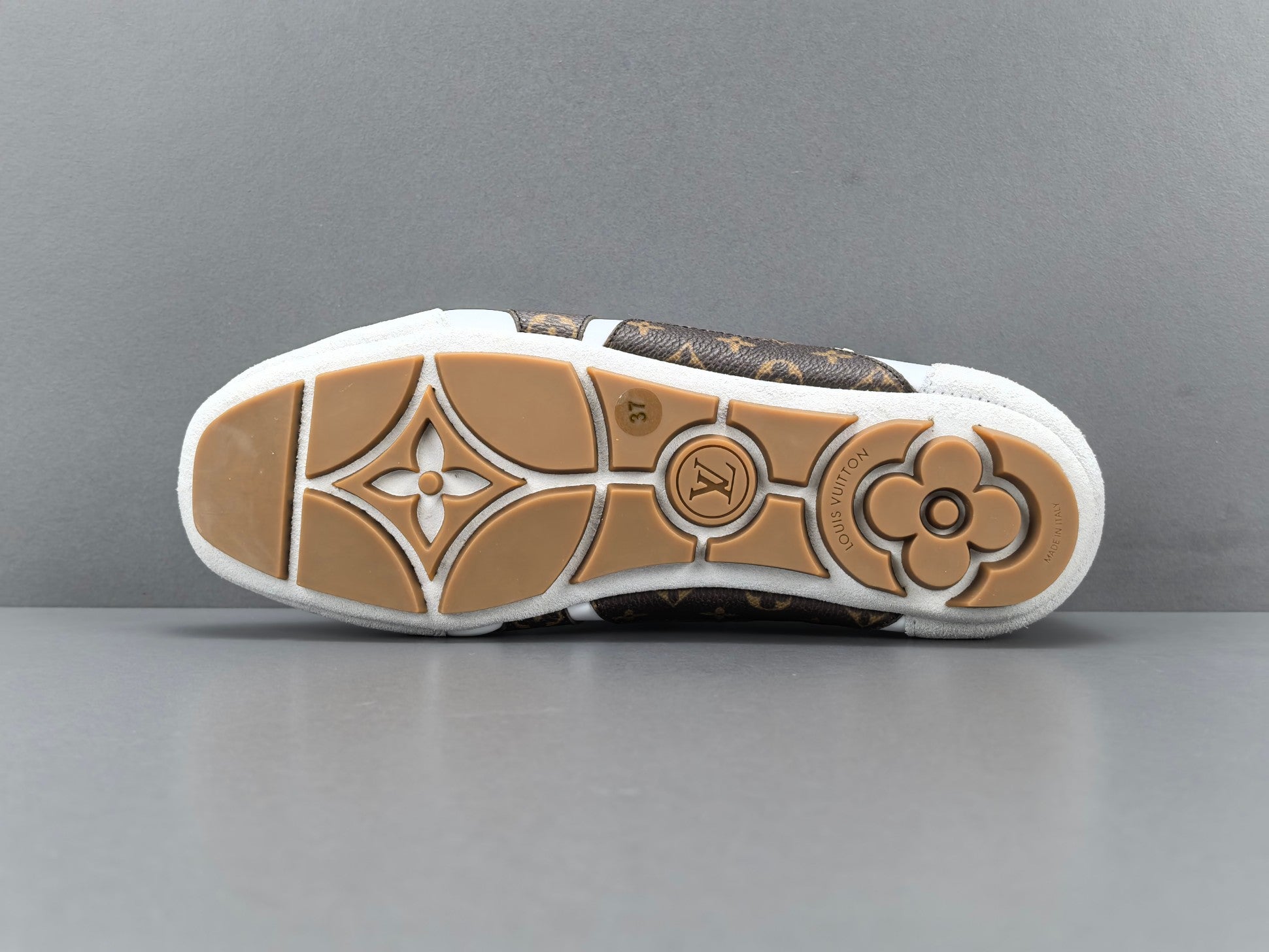 Sneakerina