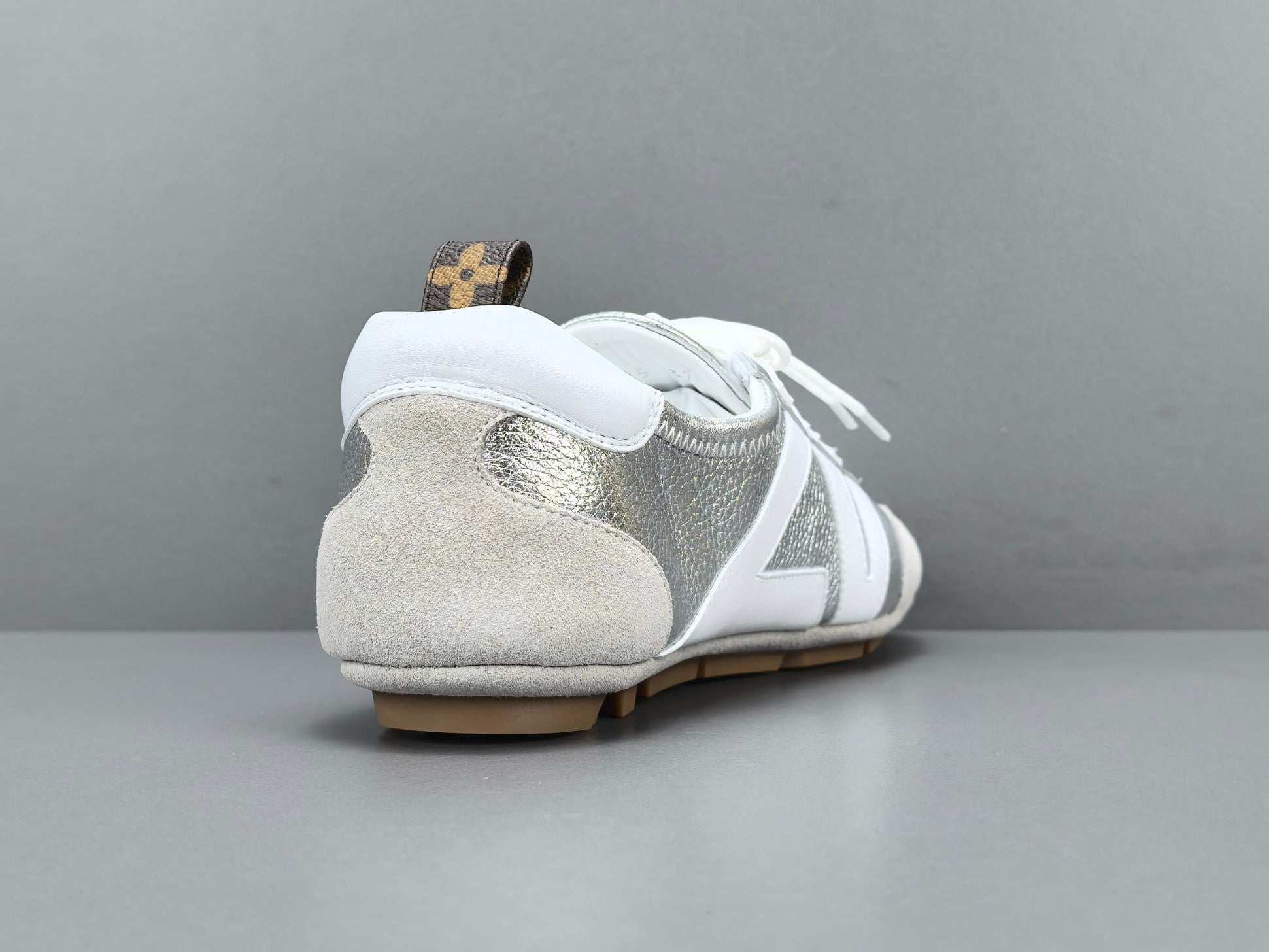 Sneakerina