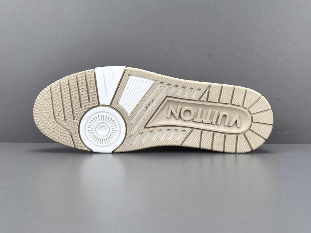 Lv Trainer