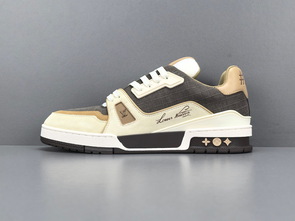 Lv Trainer