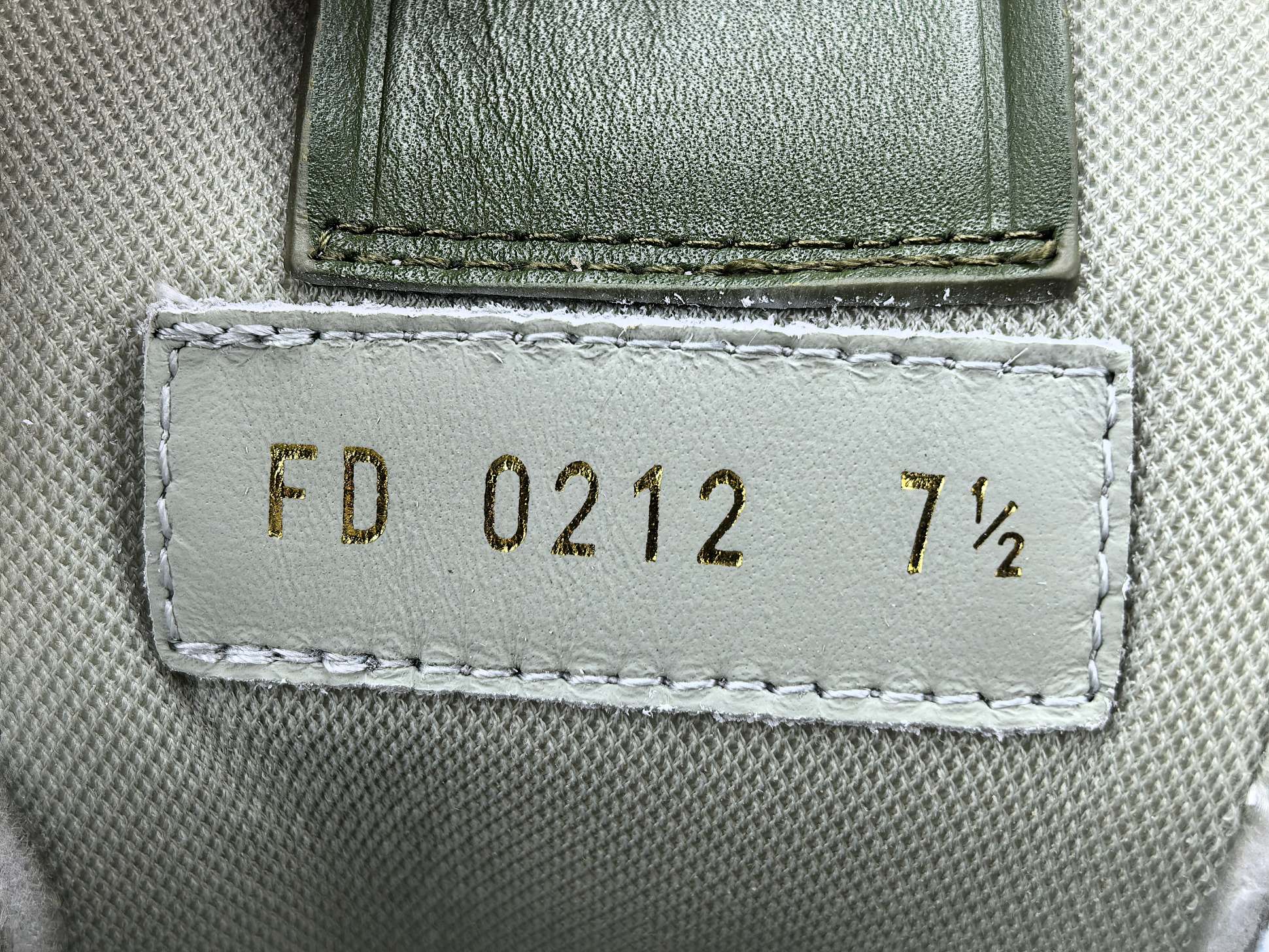 Lv Trainer