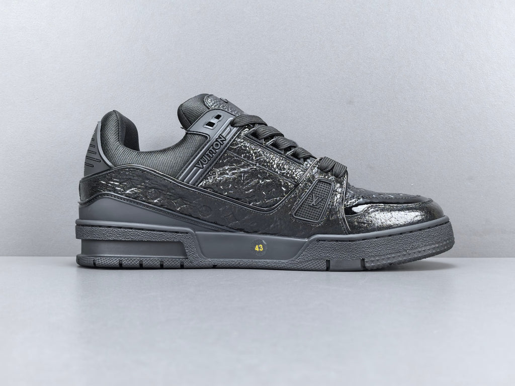 Lv Trainer