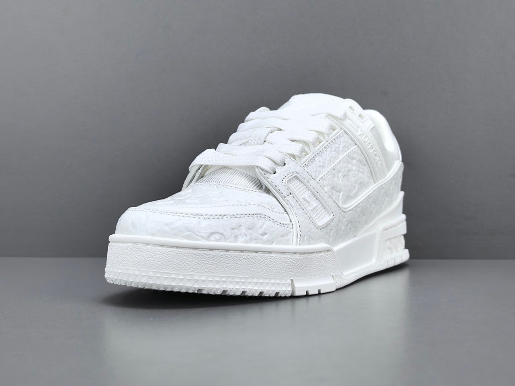 Lv Trainer