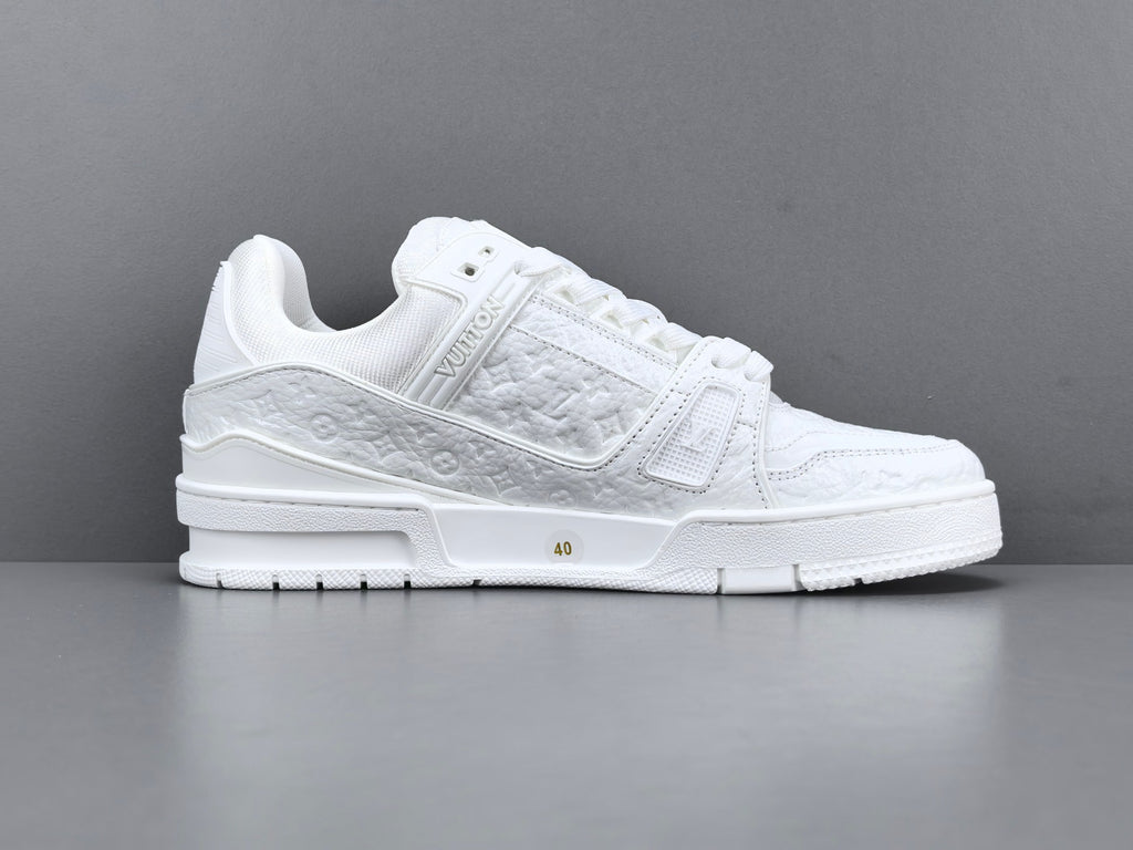 Lv Trainer