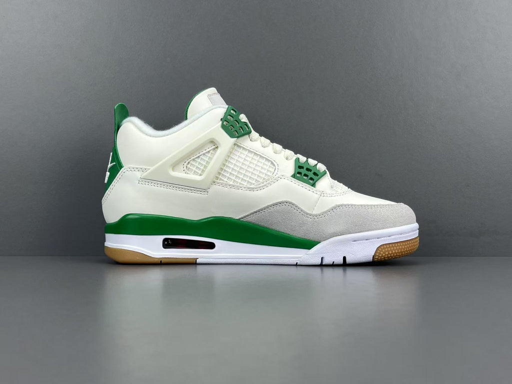 Nike SB x Jordan Air Jordan 4 "Pine Green"
