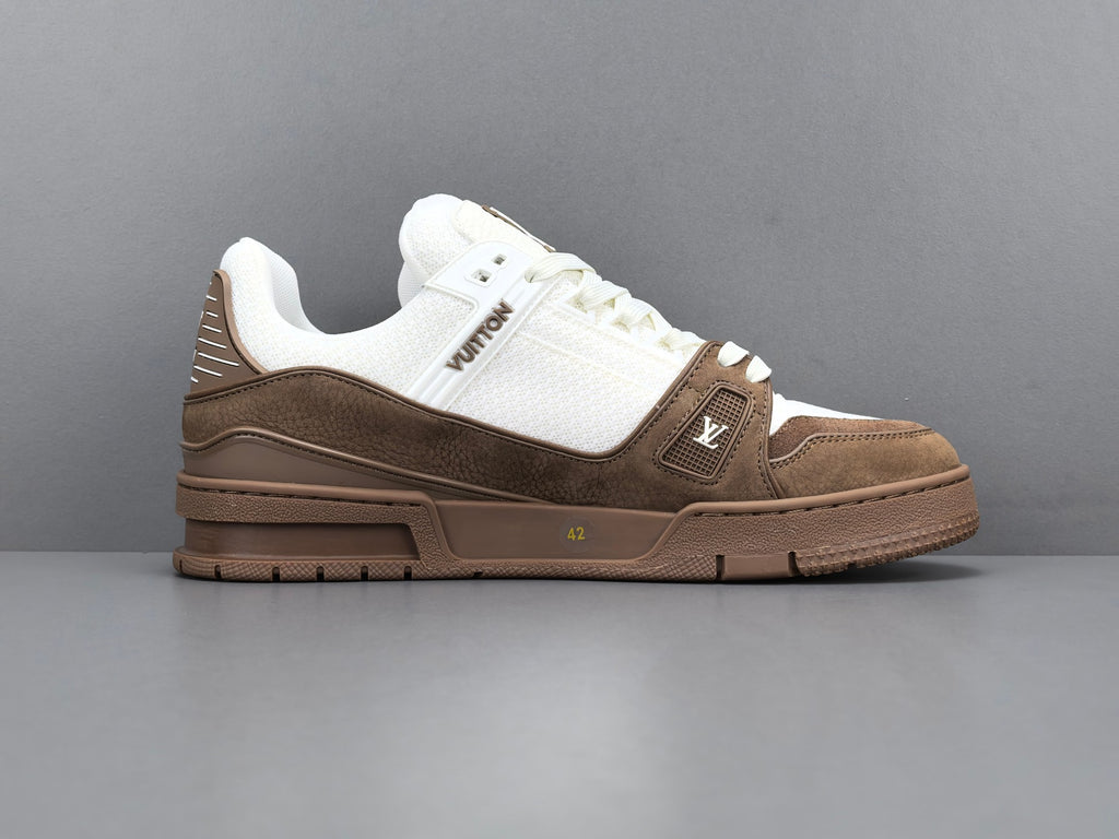 Lv Trainer