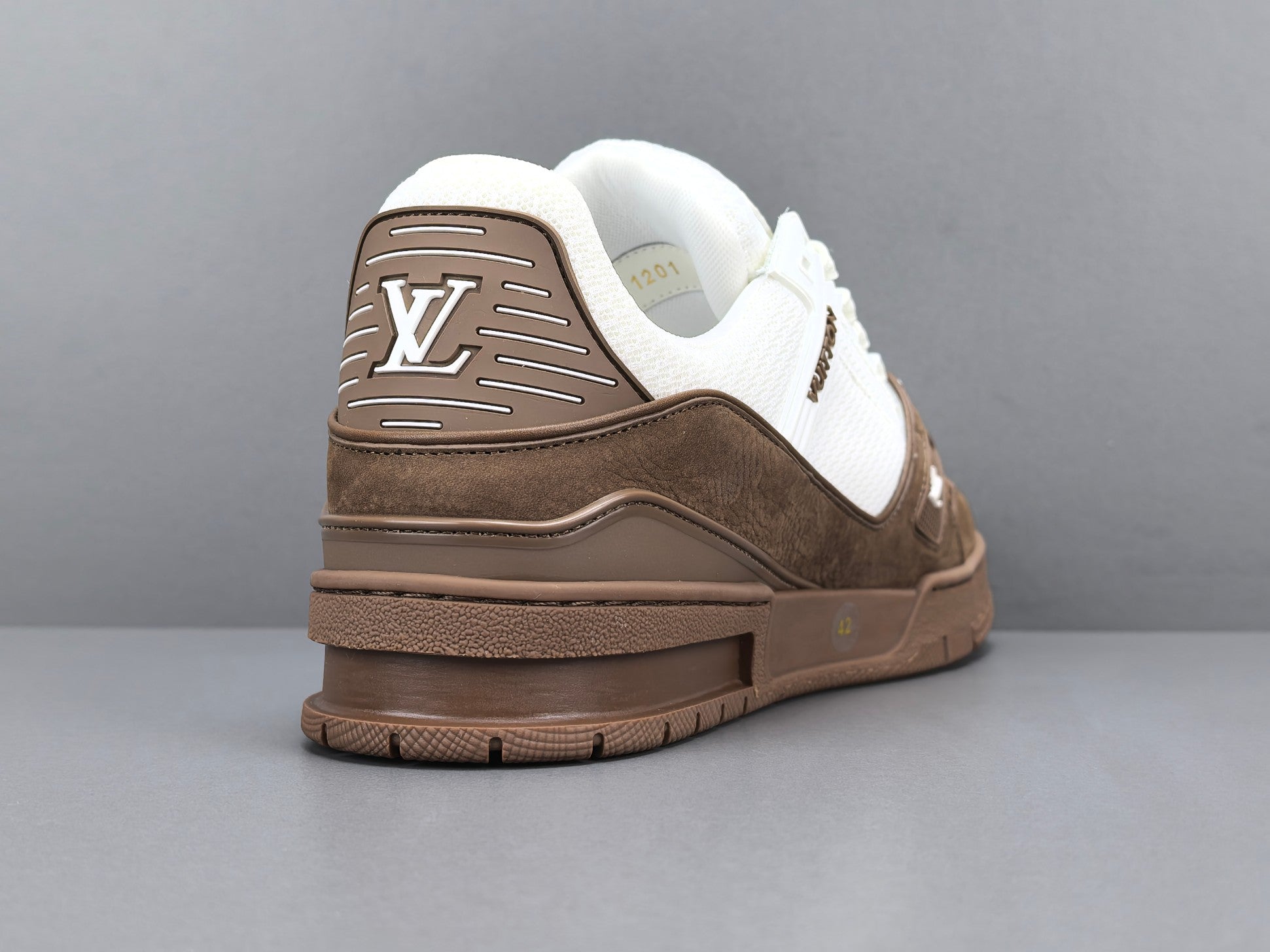 Lv Trainer
