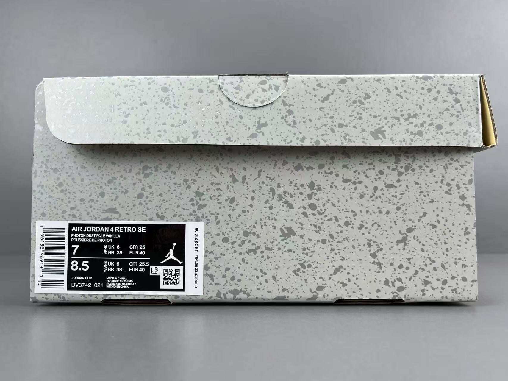 Jordan Air Jordan 4 SE Craft Photon Dust
