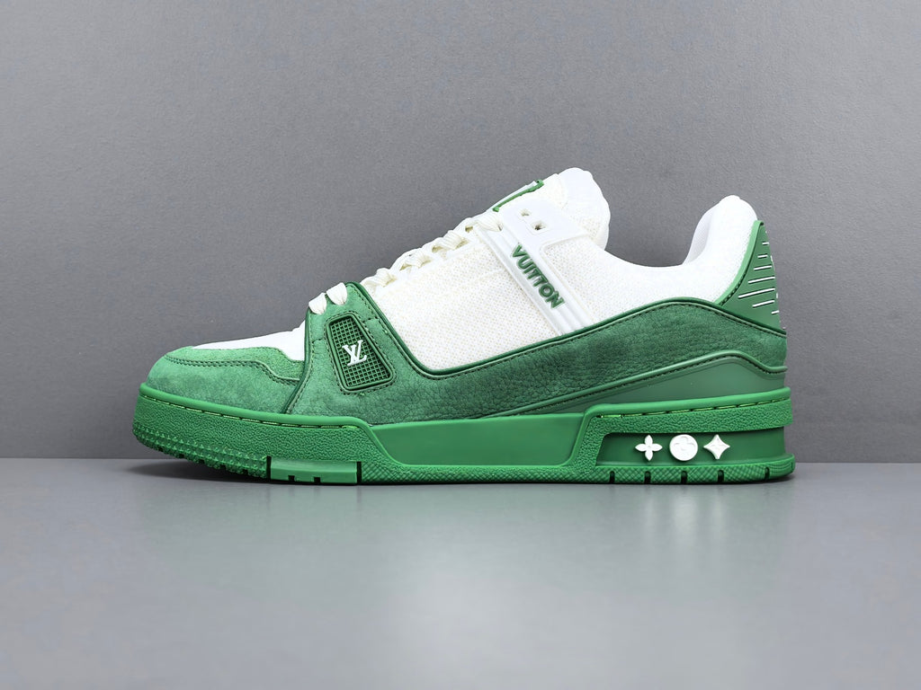 Lv Trainer