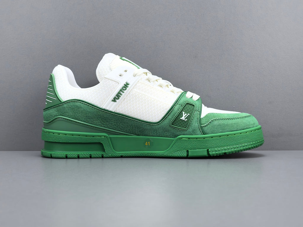 Lv Trainer