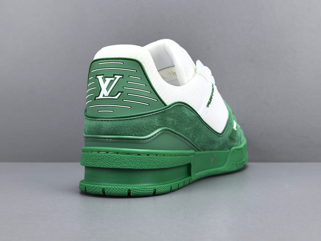 Lv Trainer