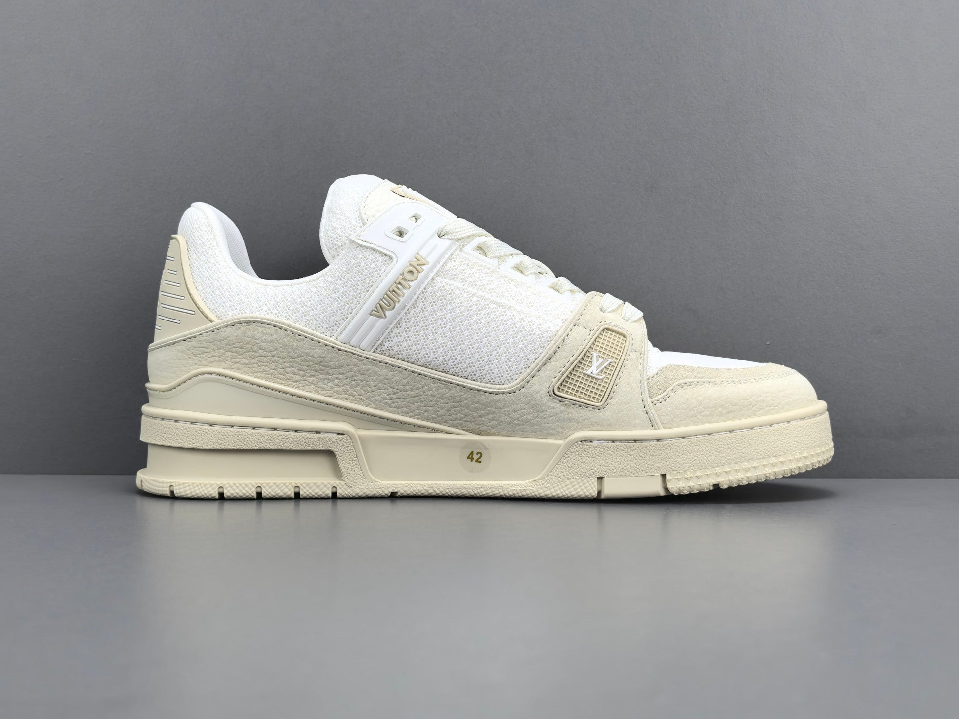 Lv Trainer