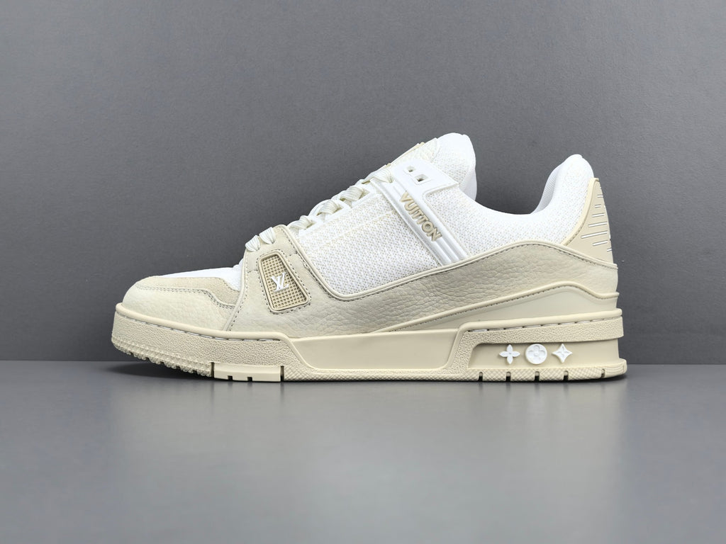 Lv Trainer