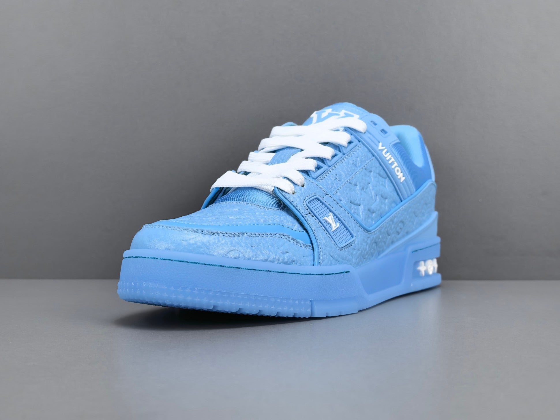Lv Trainer