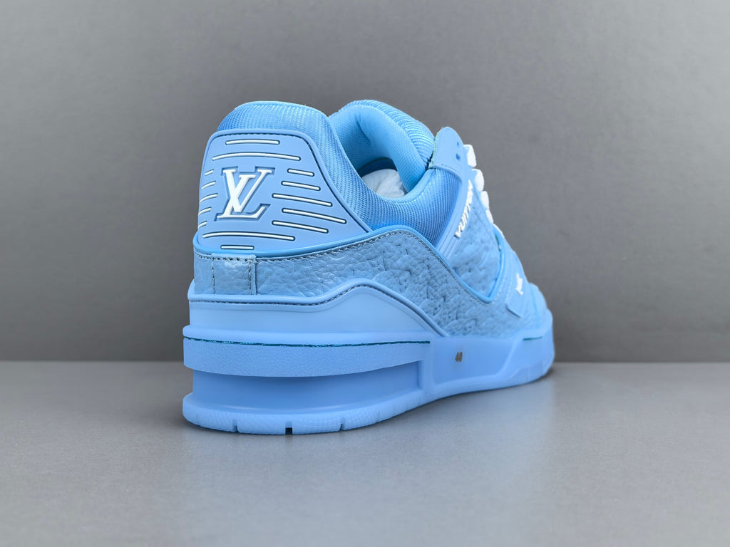 Lv Trainer