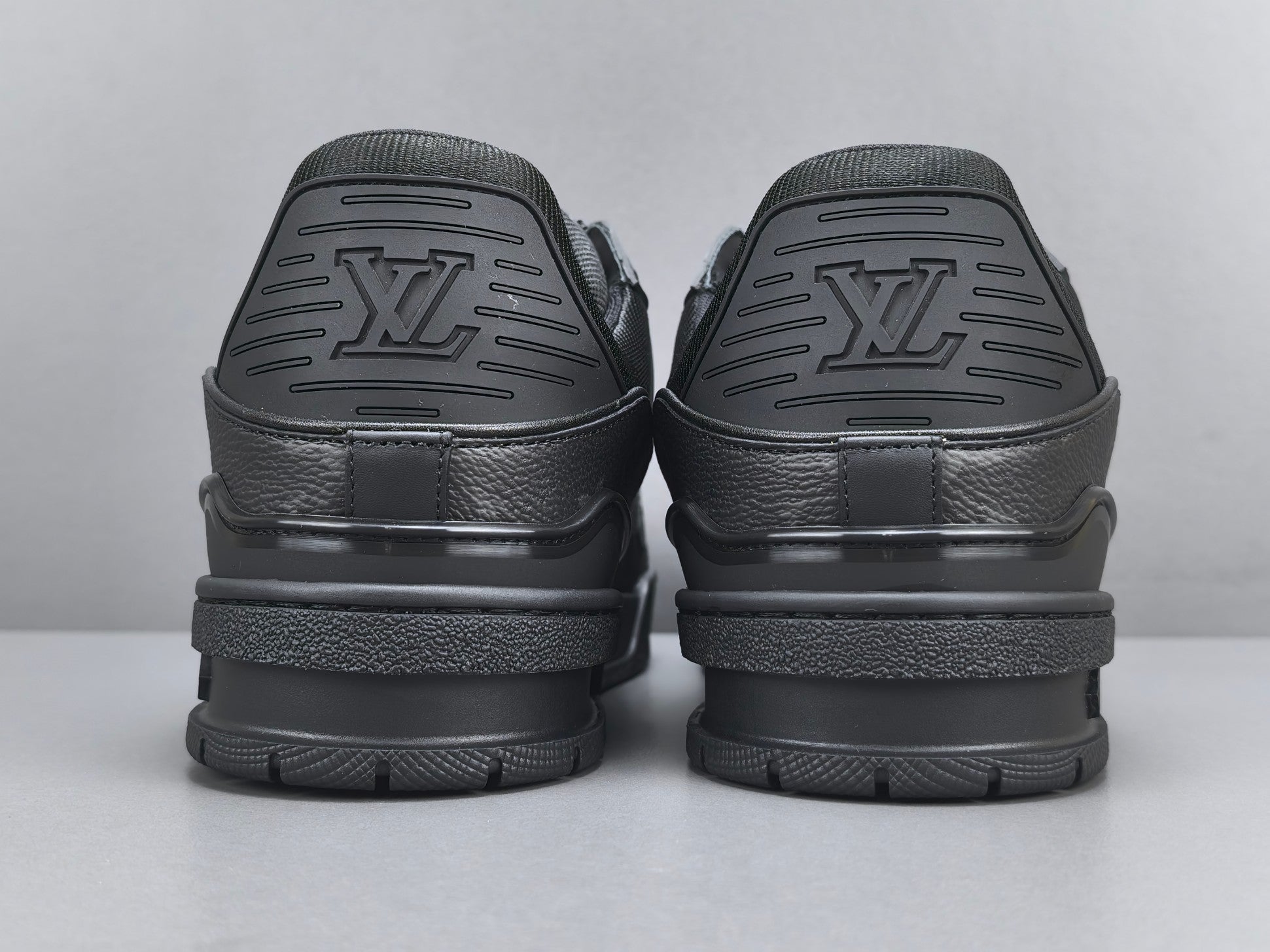 Lv Trainer