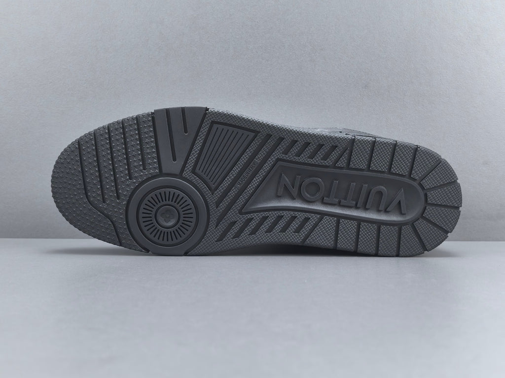 Lv Trainer