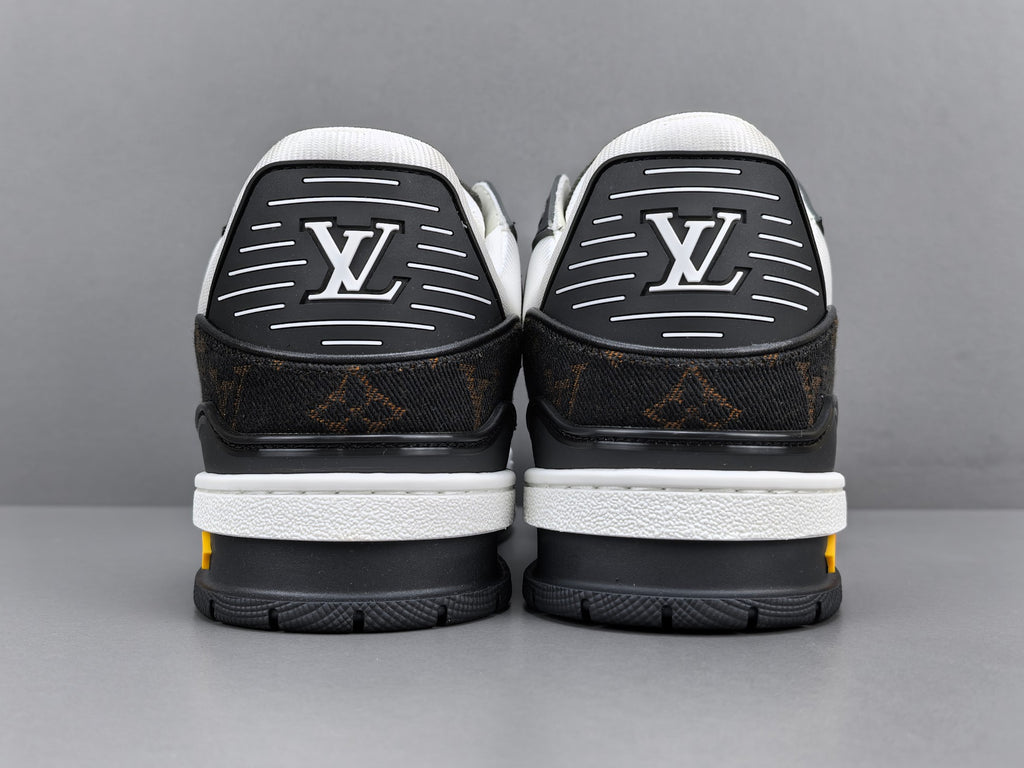 Lv Trainer