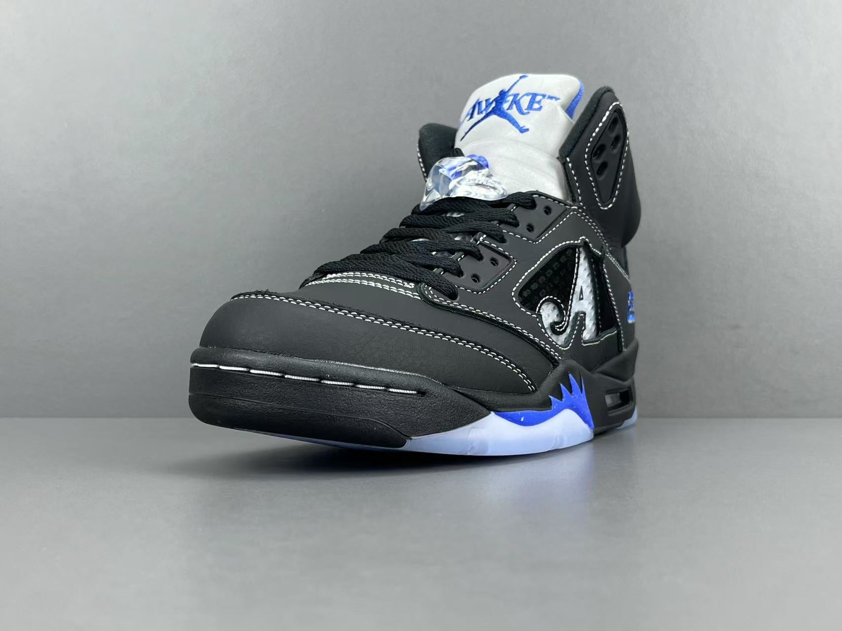 Awake NY x Air Jordan AJ5