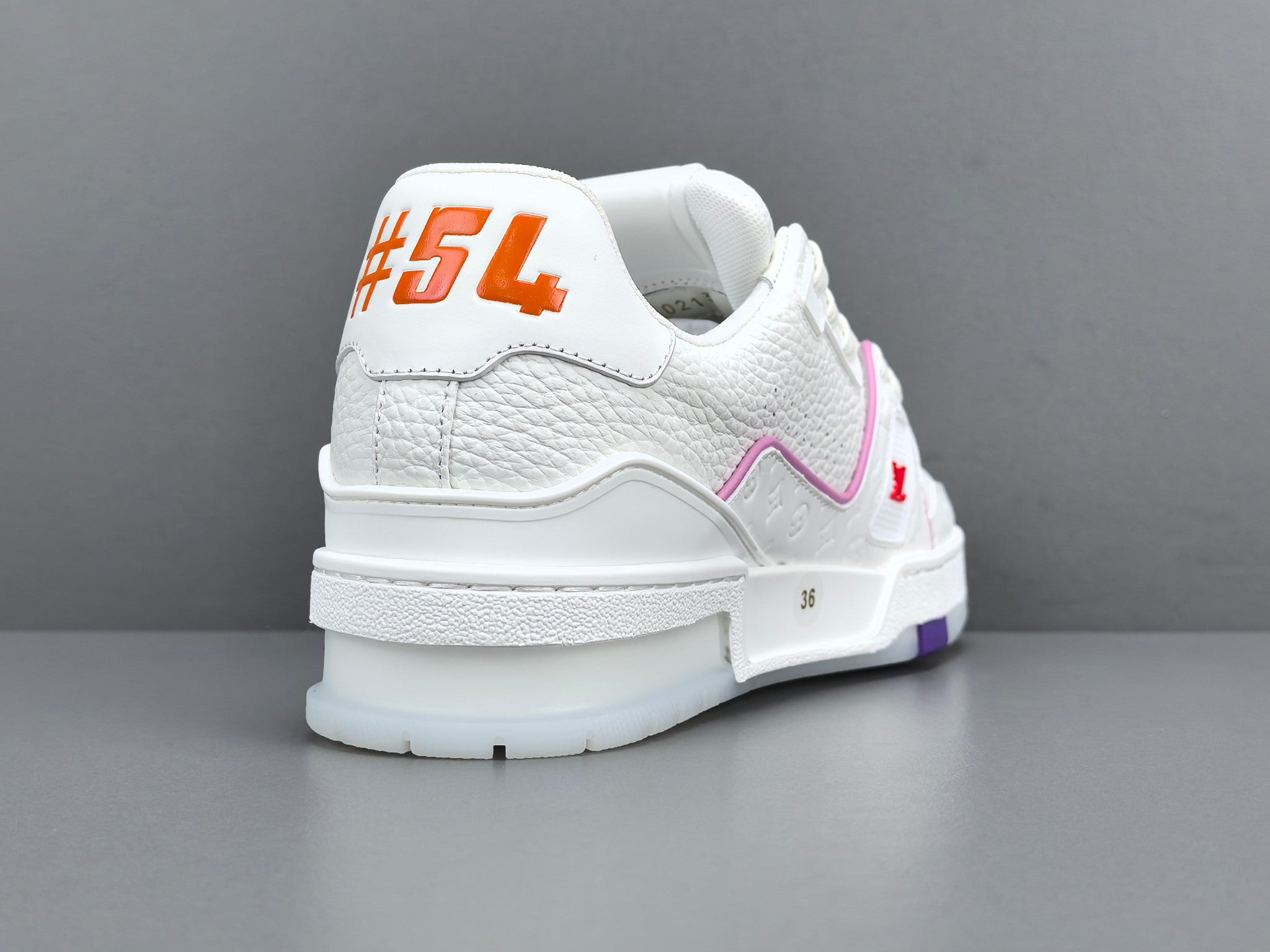 Lv Trainer