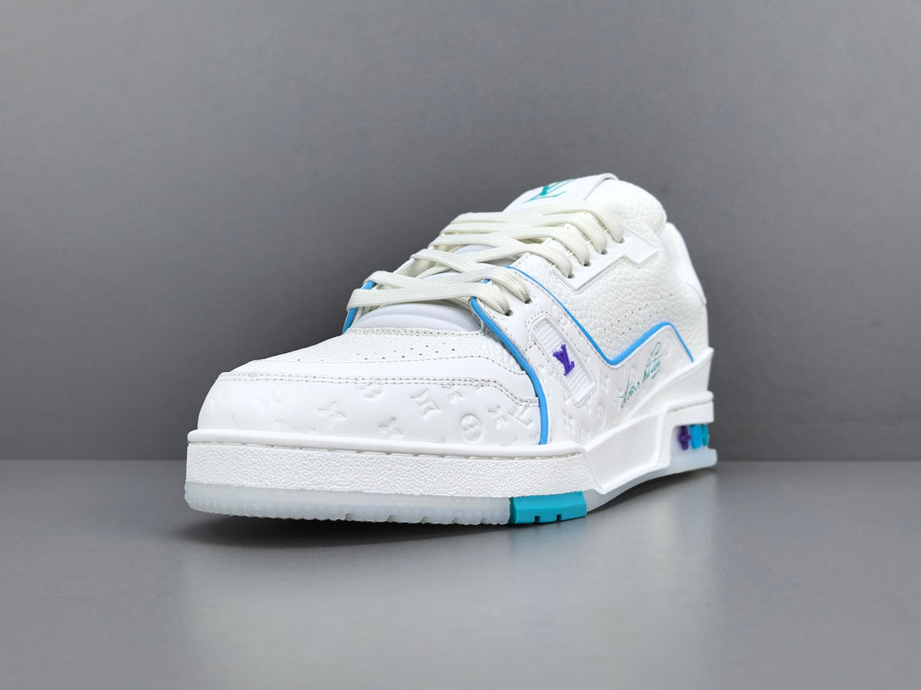 Lv Trainer