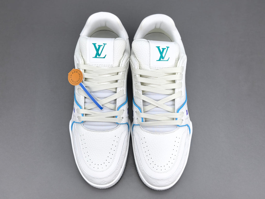 Lv Trainer