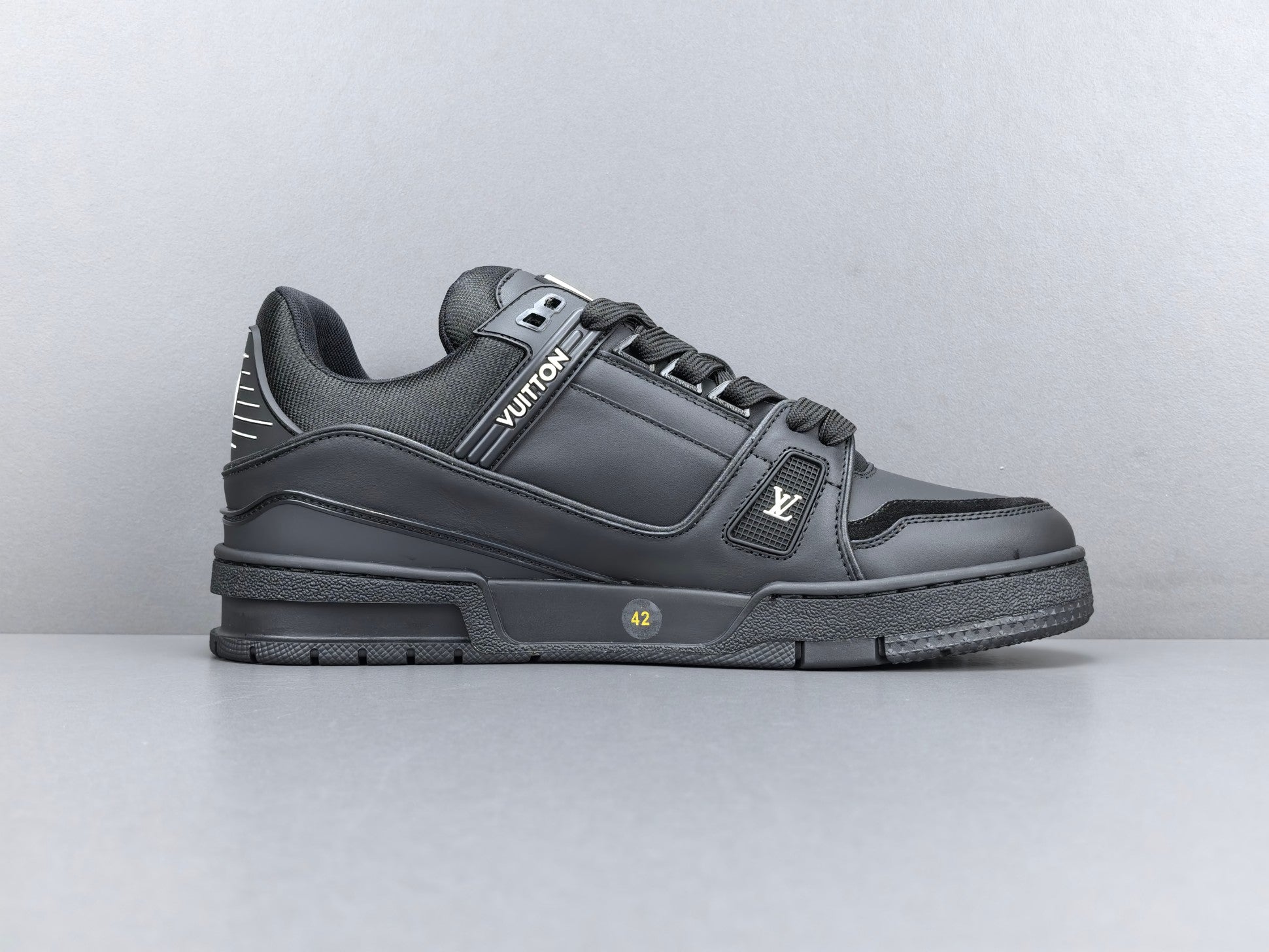 Lv Trainer