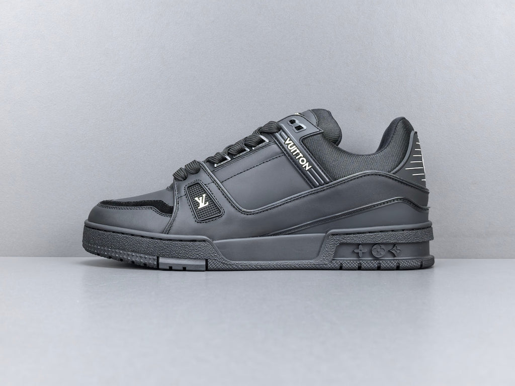 Lv Trainer