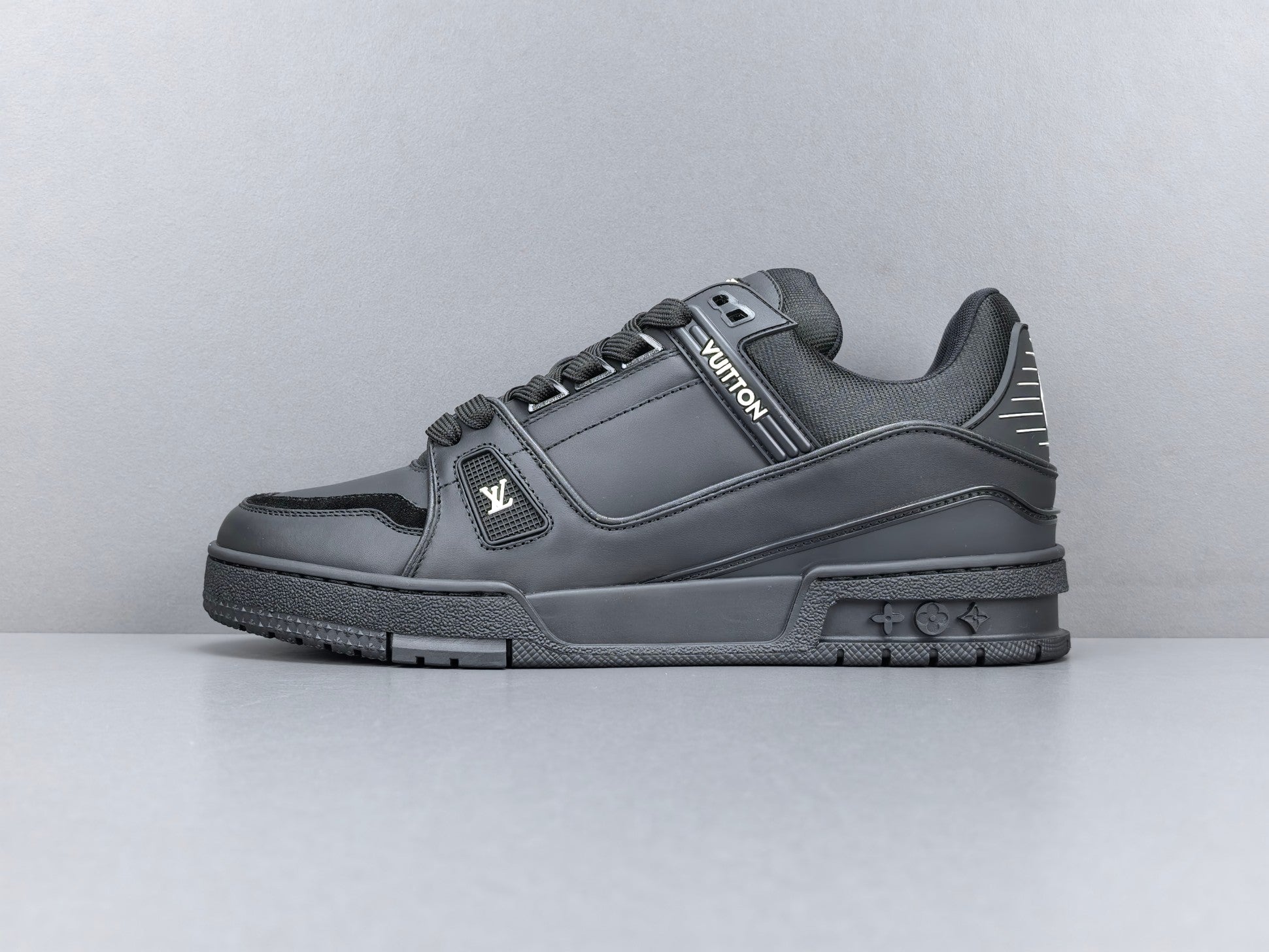 Lv Trainer