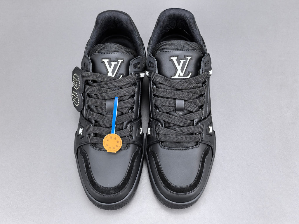 Lv Trainer